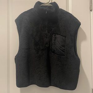 NWOT H&M Faux Fur Vest